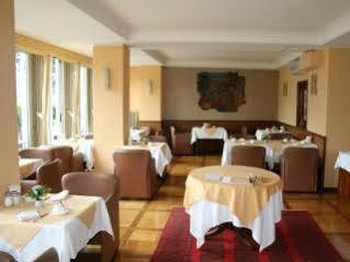 Walter Au 3* Lugano